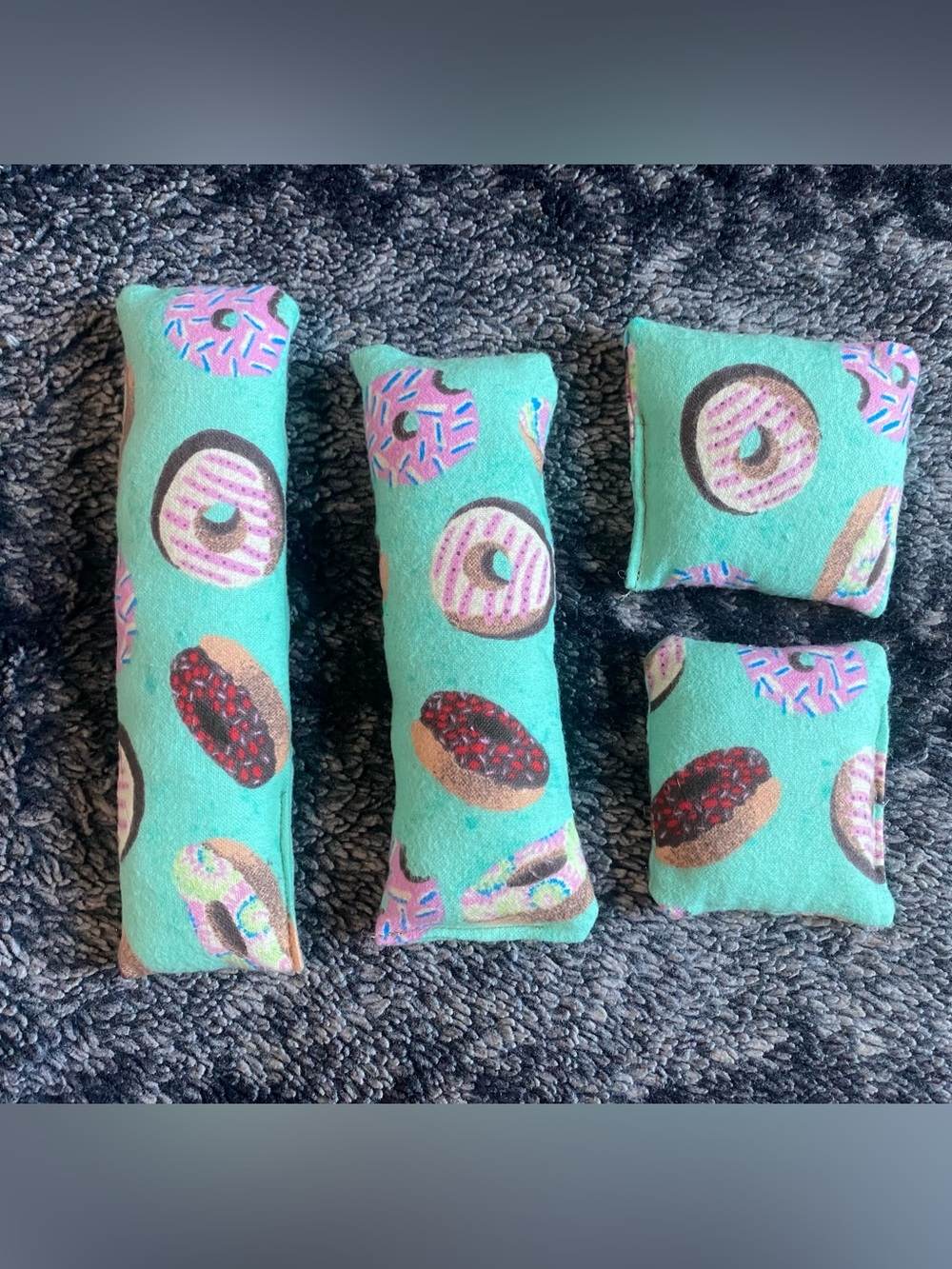 Handmade Turquoise Donut Print Catnip Kick Stick Cat Toy Set (4)